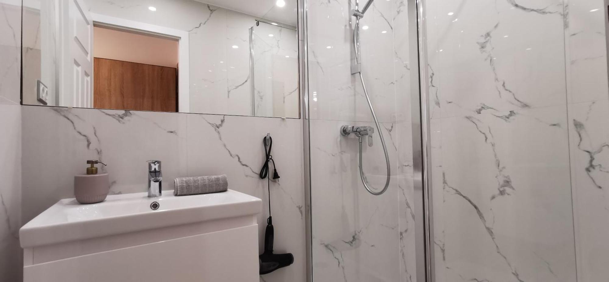 Apartment Flou Przystan Letnica 79, Parking & 700m Plaza Gdansk